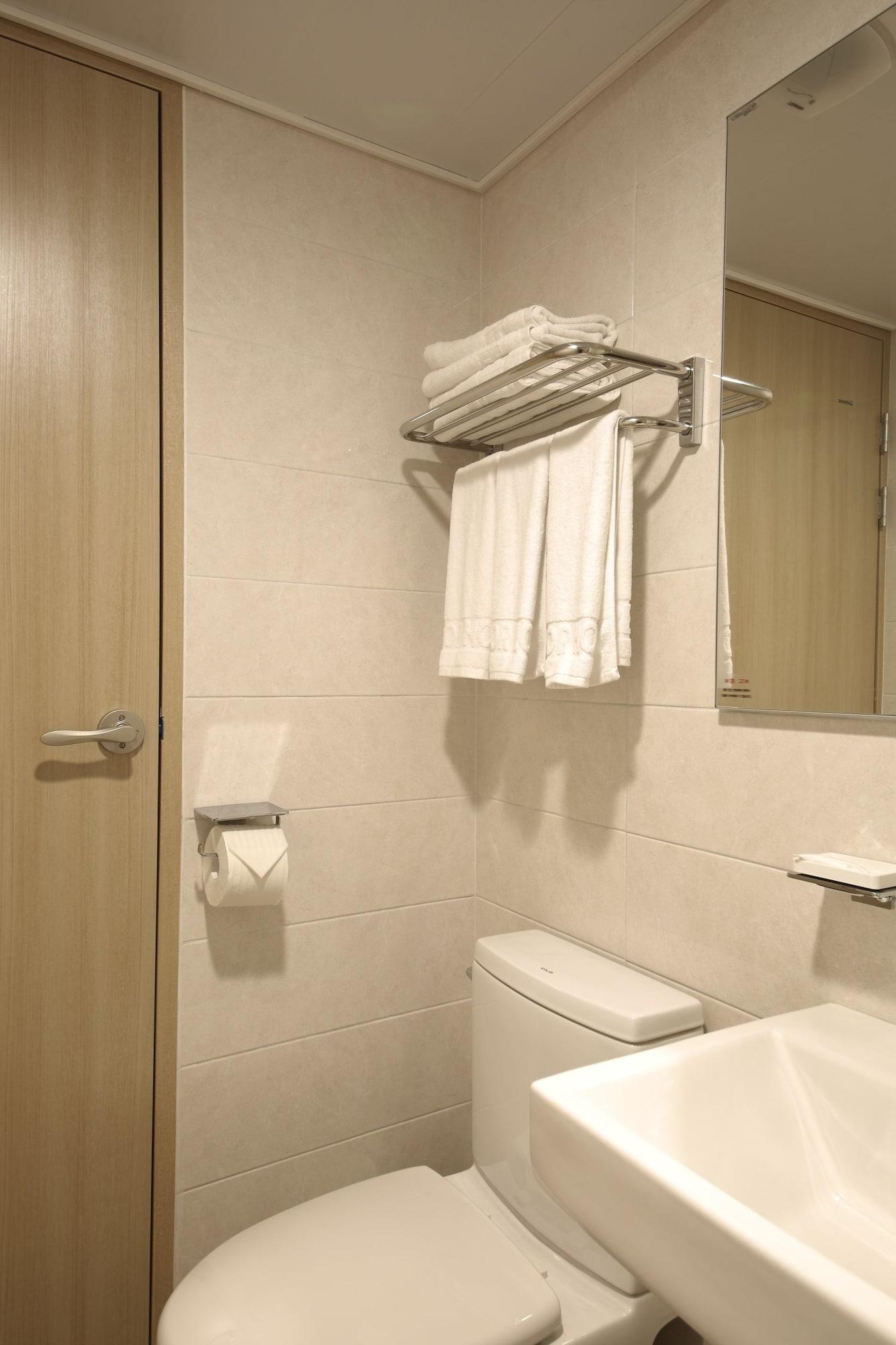 Harbor Hotel Csedzsu Kültér fotó