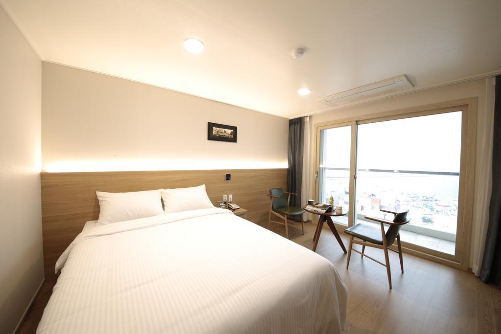 Harbor Hotel Csedzsu Kültér fotó