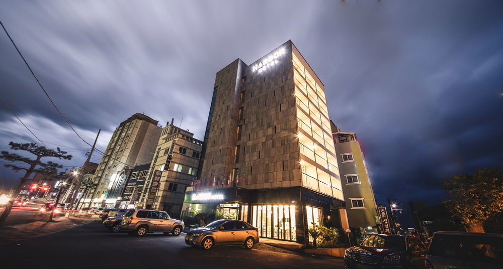 Harbor Hotel Csedzsu Kültér fotó